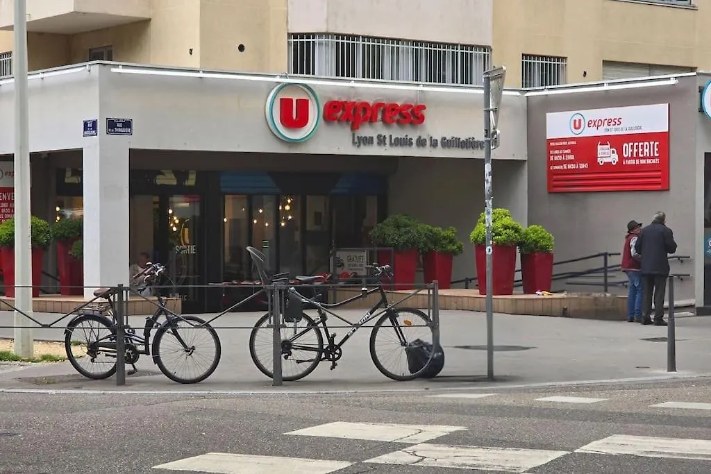 Bnbgones - Le Cosy Saint Louis - Metro Jean Mace Et Saxe Gambetta Lyon Appartement